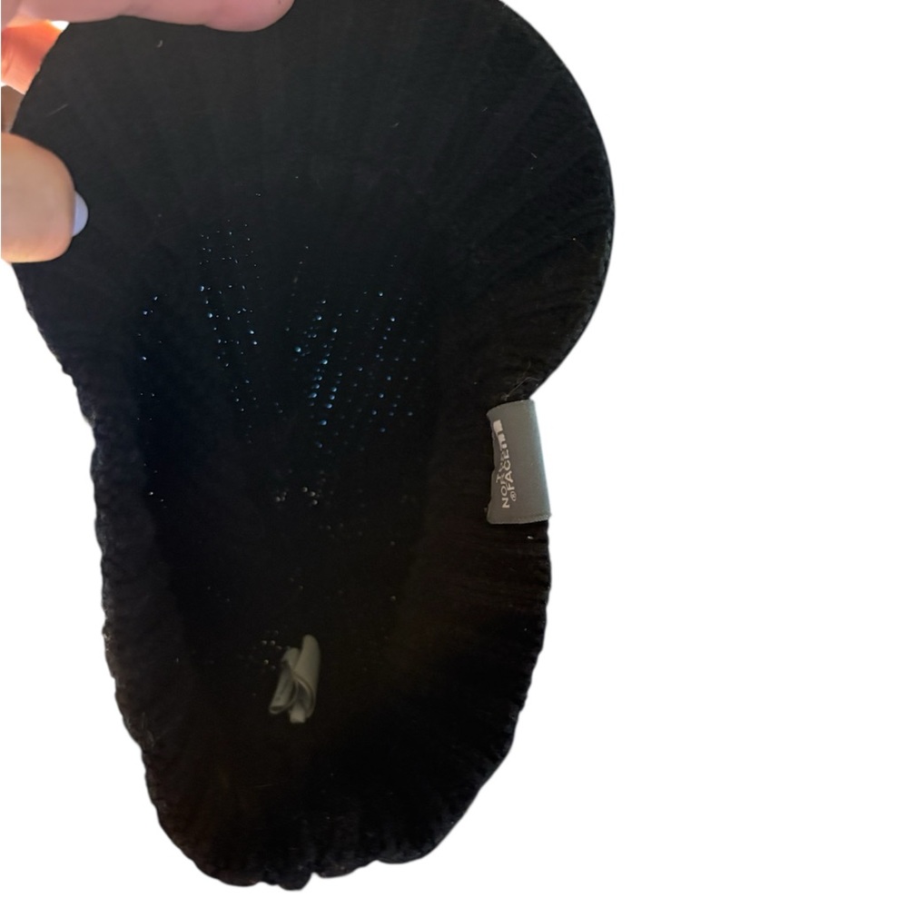 The North Face Black Knit  Beanie Unisex - Picture 6 of 6